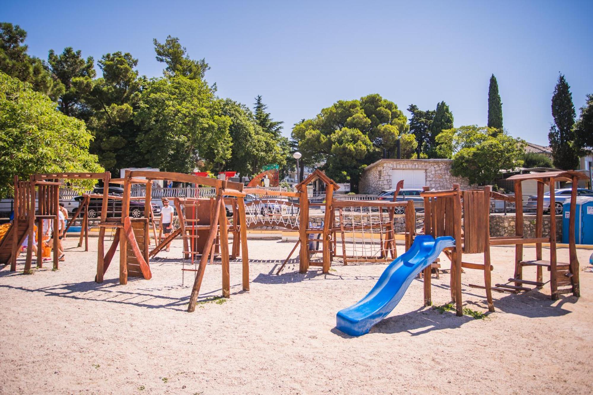 Adrialux Camping Mobile Homes Selce Εξωτερικό φωτογραφία